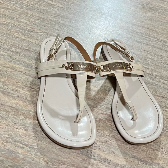 Coach Caterine thong strapped off-white sandals - Picture 11 of 15